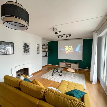 Cinéma T3 Disney+ Balcon Hyper-centre Amiens Extérieur photo